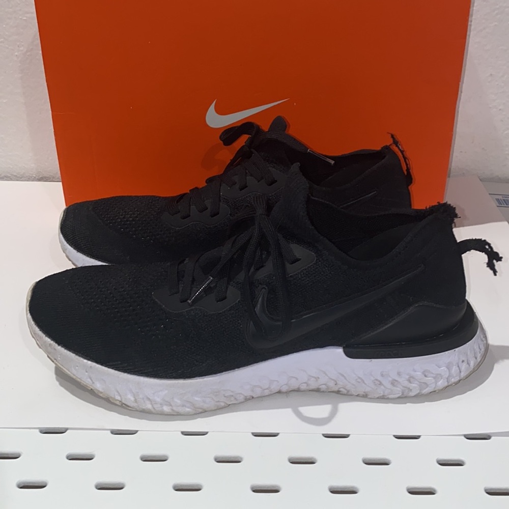 Authentic Nike men’s epic react sneakers sz 9 - Picture 5 of 16